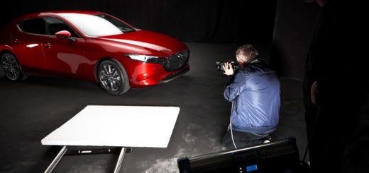 Mazda 3, partenza diffusione e vendite