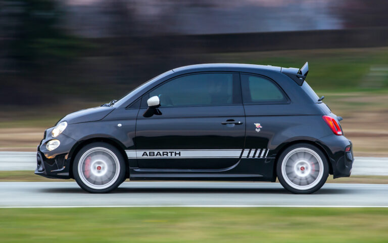 Nuova Abarth 695 Esseesse: L’instant Classic Dello Scorpione