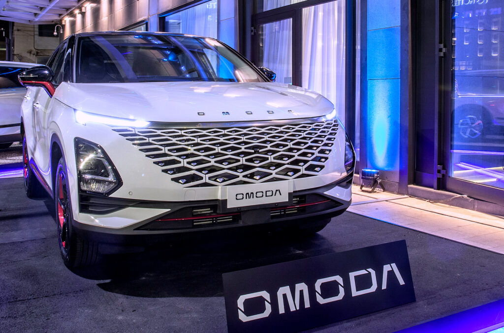 Il SUV crossover OMODA 5 nasce per dare forma alle preferenze estetiche dei consumatori più giovani. 